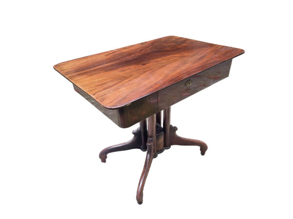 Spätbiedermeiertisch