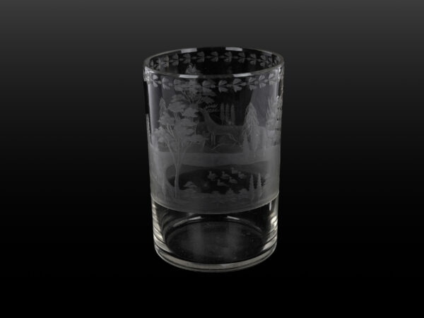 Becher mit Jagdszene