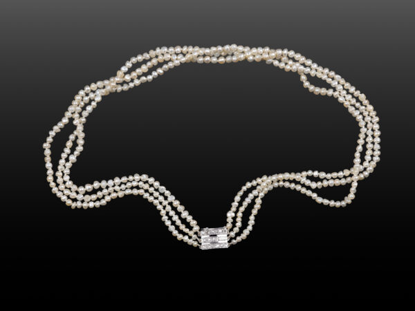 Collier aus Naturperlen