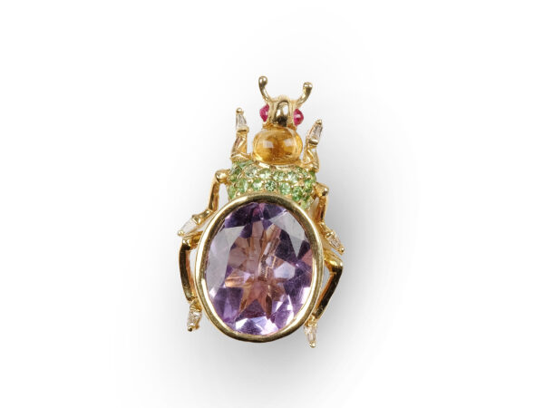 Brosche in Form eines Käfers